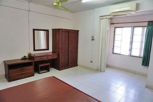1 Bed Condo · Sathon, bangkok — photo 2