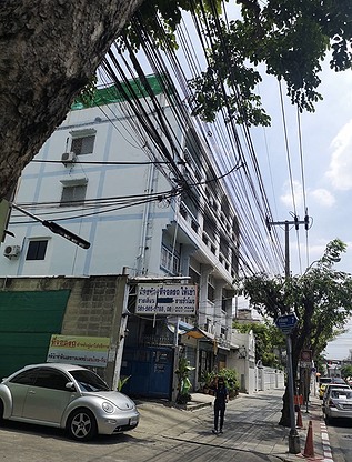 1 Bed Condo · Khlong San, bangkok — photo 1