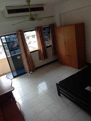 1 Bed Condo · Huai Khwang, bangkok — photo 5