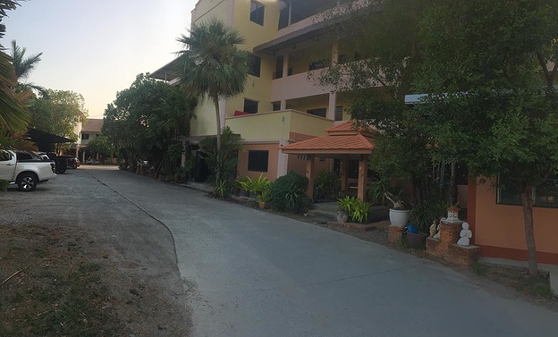 1 Bed Condo · Mueang Chon Buri, chon_buri — photo 1