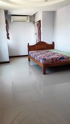 1 Bed Condo — photo 1