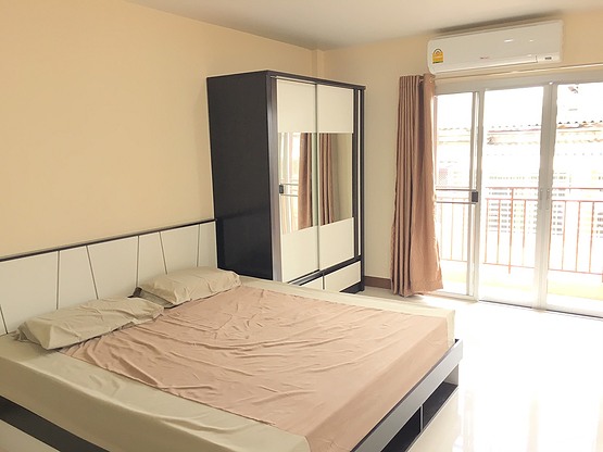1 Bed Condo · Bang Rak, bangkok — photo 2