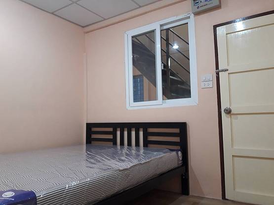 1 Bed Condo · Bangkok Noi, bangkok — photo 1