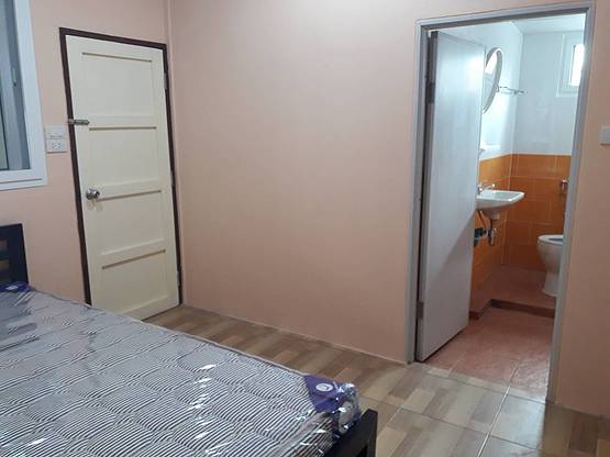 1 Bed Condo · Bangkok Noi, bangkok — photo 2
