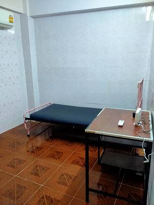 1 Bed Condo — photo 2