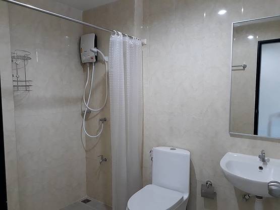 1 Bed Condo · Huai Khwang, bangkok — photo 3