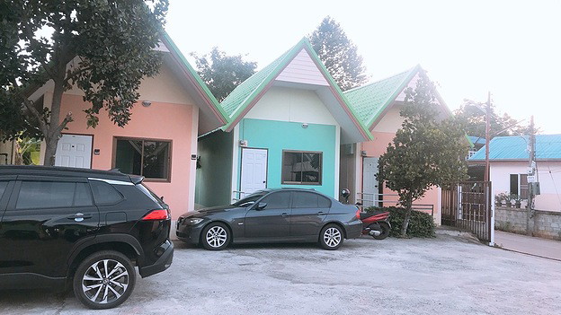 1 Bed Condo — photo 1