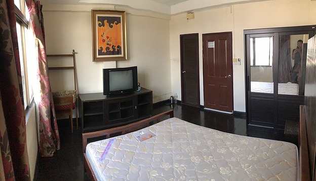 1 Bed Condo · Sathon, bangkok — photo 2