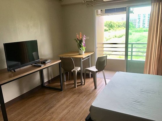 1 Bed Condo · Huai Khwang, bangkok — photo 3