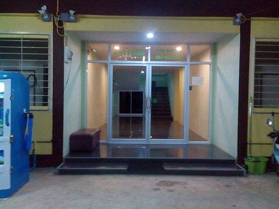 1 Bed Condo — photo 2