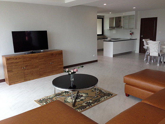 1 Bed Condo · Watthana, bangkok — photo 1