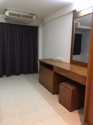1 Bed Condo · Wang Thonglang, bangkok — photo 2