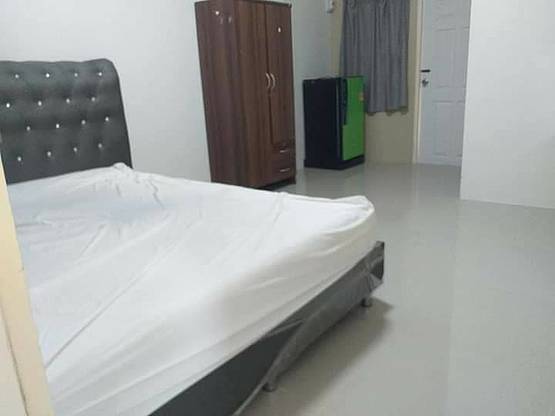 1 Bed Condo — photo 3