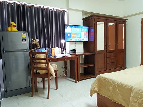 1 Bed Condo — photo 3