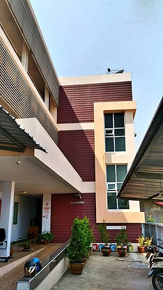 1 Bed Condo — photo 2
