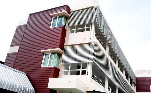 1 Bed Condo — photo 3