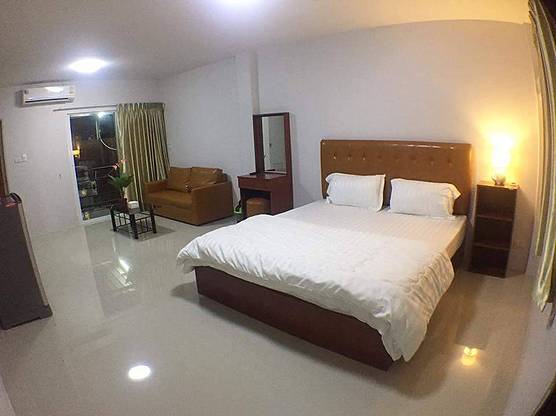 1 Bed Condo — photo 1