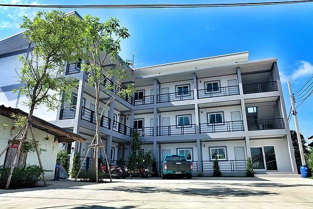 1 Bed Condo — photo 3