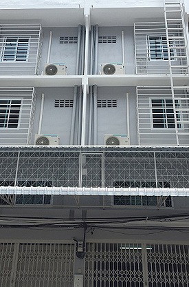 1 Bed Condo · Khlong San, bangkok — photo 2