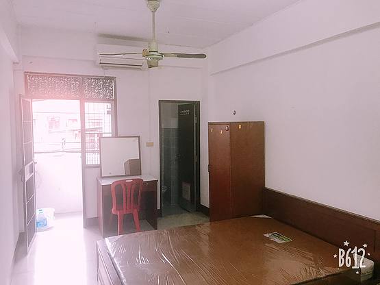 1 Bed Condo · Wang Thonglang, bangkok — photo 2