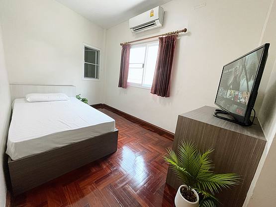 1 Bed Condo · Bangkok Noi, bangkok — photo 1