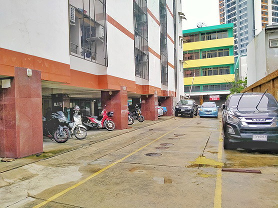 1 Bed Condo · Huai Khwang, bangkok — photo 4