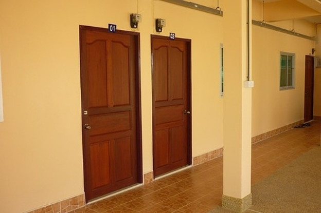 1 Bed Condo — photo 2