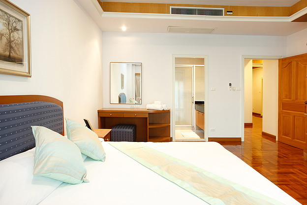 1 Bed Condo · Watthana, bangkok — photo 5