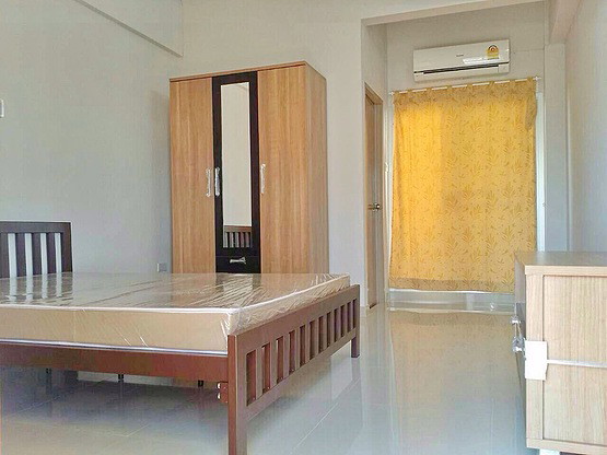 1 Bed Condo · Khan Na Yao, bangkok — photo 2
