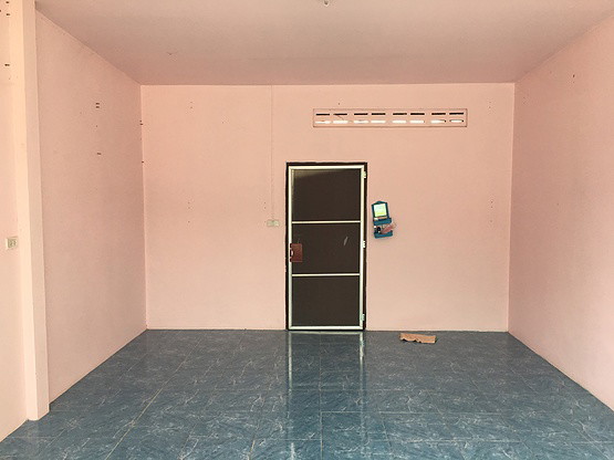 1 Bed Condo — photo 1