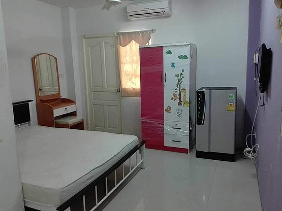 Condo — photo 1