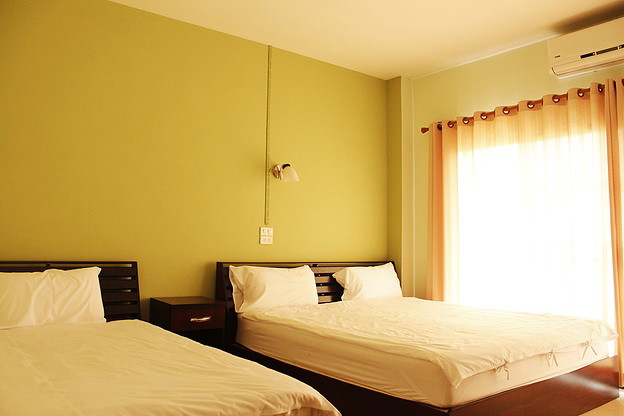 1 Bed Condo — photo 2