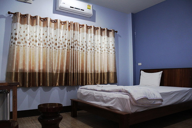 1 Bed Condo — photo 4