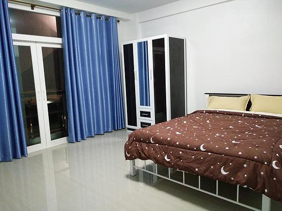 1 Bed Condo — photo 3