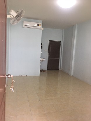 Condo — photo 1