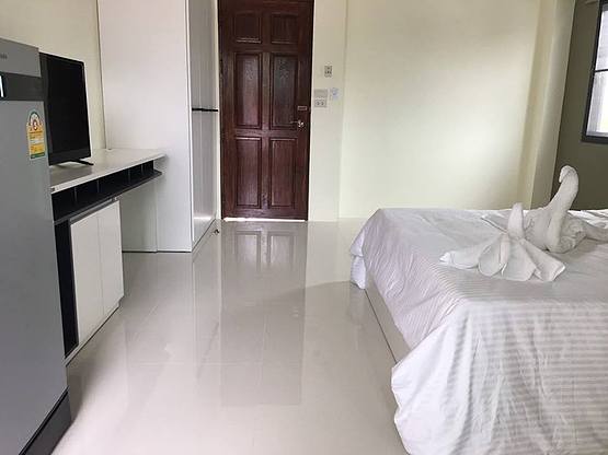1 Bed Condo — photo 1