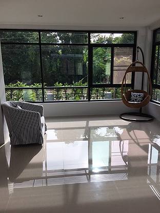 1 Bed Condo — photo 2
