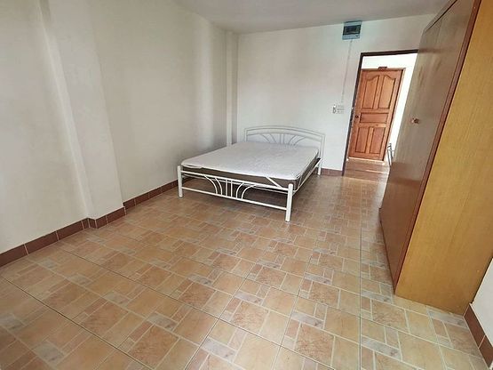 1 Bed Condo · Huai Khwang, bangkok — photo 4
