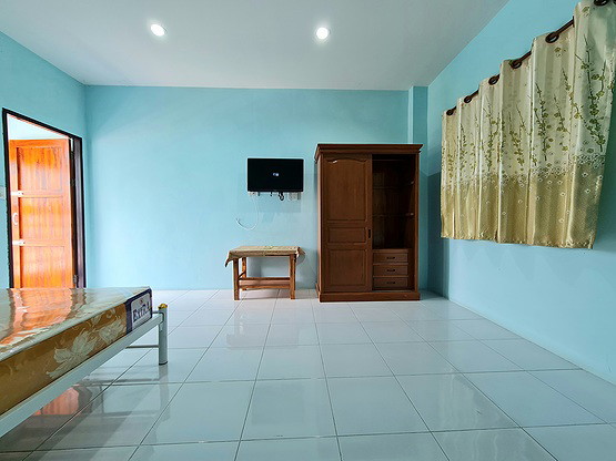 Condo — photo 3