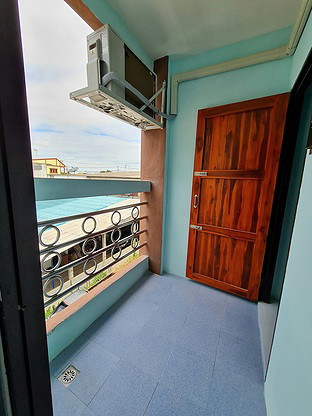 Condo — photo 5