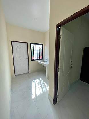 1 Bed Condo — photo 3