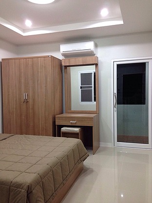 1 Bed Condo — photo 3