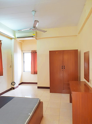 1 Bed Condo · Bang Kapi, bangkok — photo 1