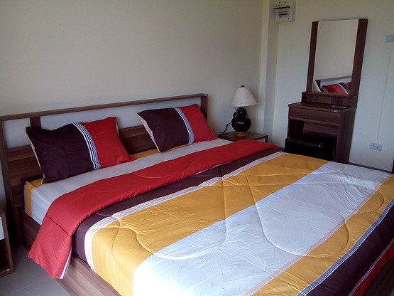 1 Bed Condo — photo 1