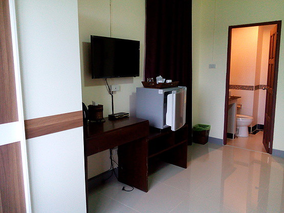 1 Bed Condo — photo 5