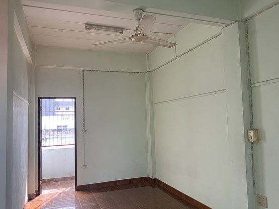 Condo · pathum_thani — photo 4