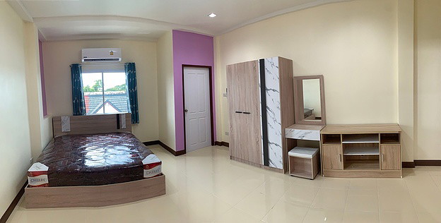 1 Bed Condo — photo 3