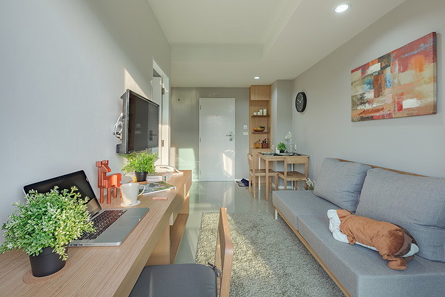 1 Bed Condo — photo 2