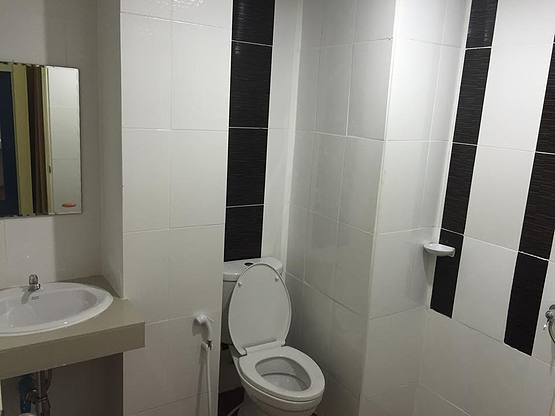 1 Bed Condo — photo 4