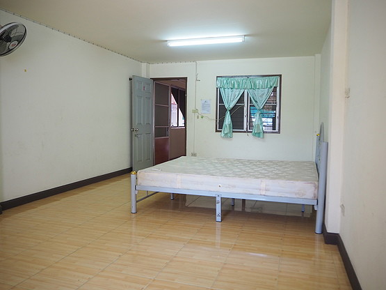 1 Bed Condo — photo 3